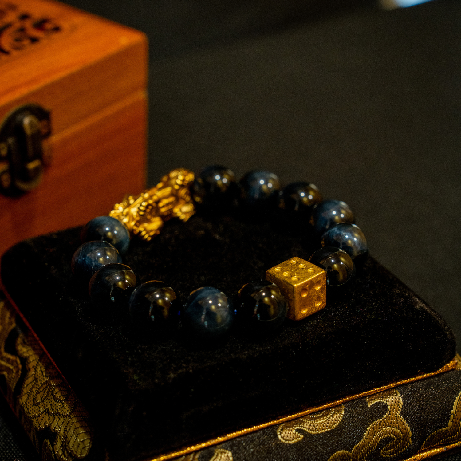 Wealth Bracelet (Fortune Pixiu with Money Dice)